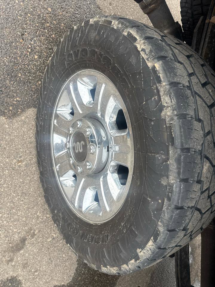 Used 2015 Ford F250 King Ranch w/ King Ranch w/Chrome Package image 38