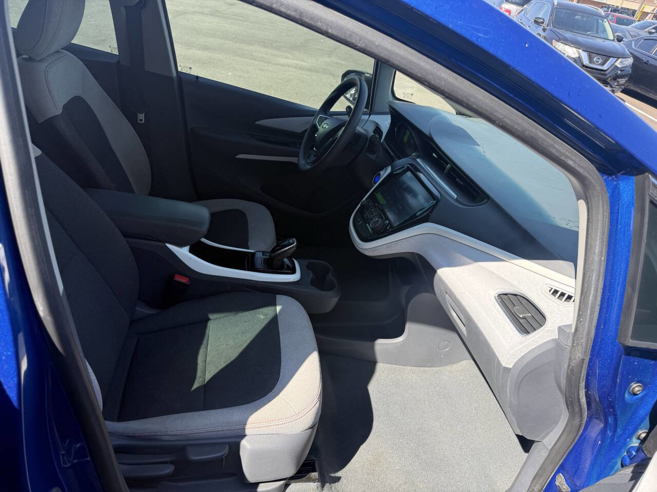Used 2020 Chevrolet Bolt LT image 17