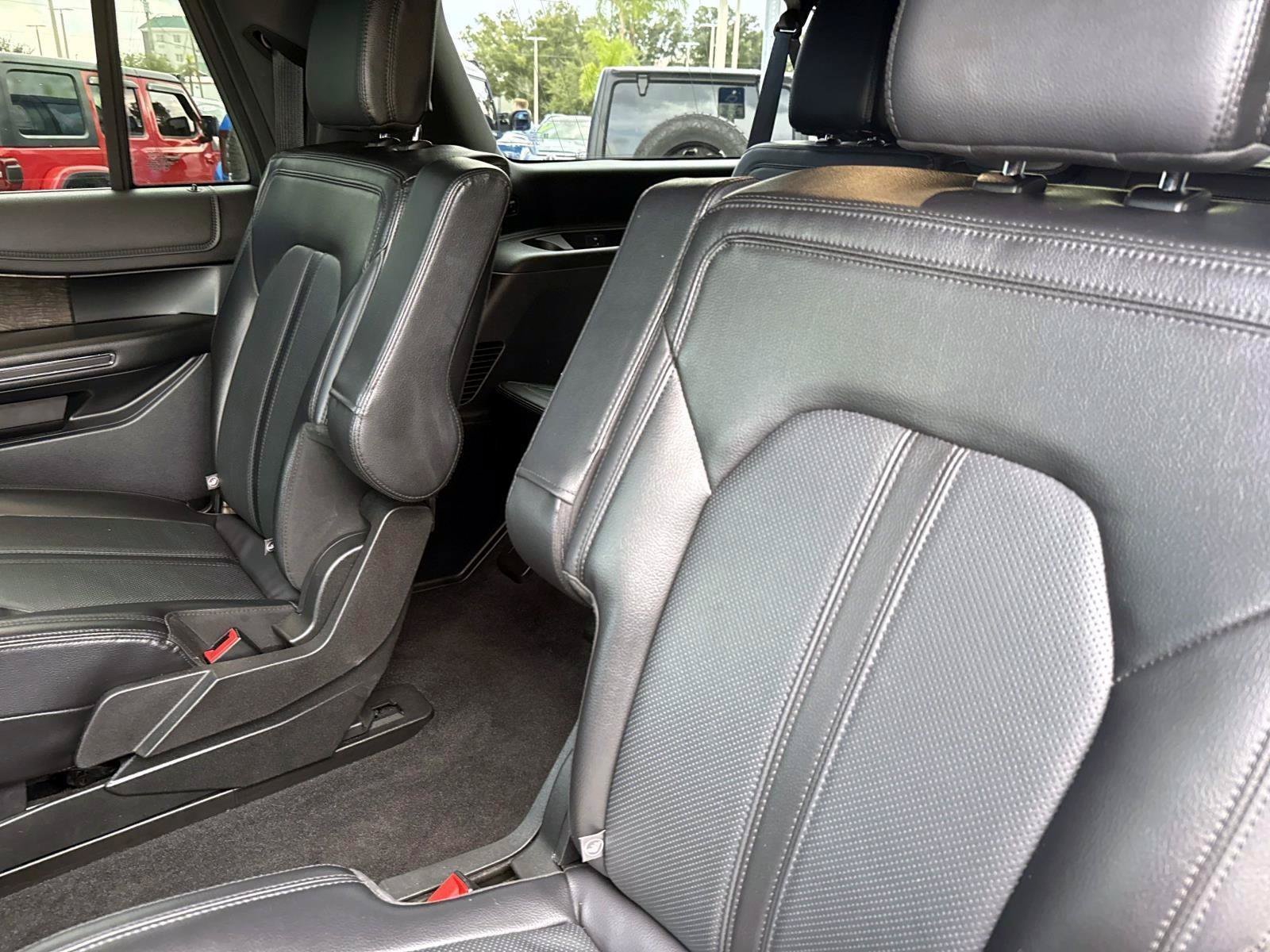 Used 2021 Ford Expedition Max Limited RWD image 14