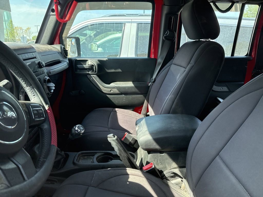 Used 2017 Jeep Wrangler Unlimited Sport w/ Max Tow Package image 9