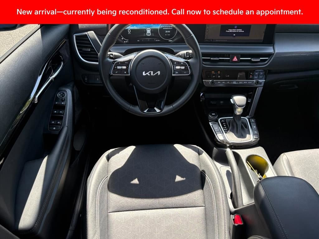 Certified 2024 Kia Seltos EX AWD/4WD image 25
