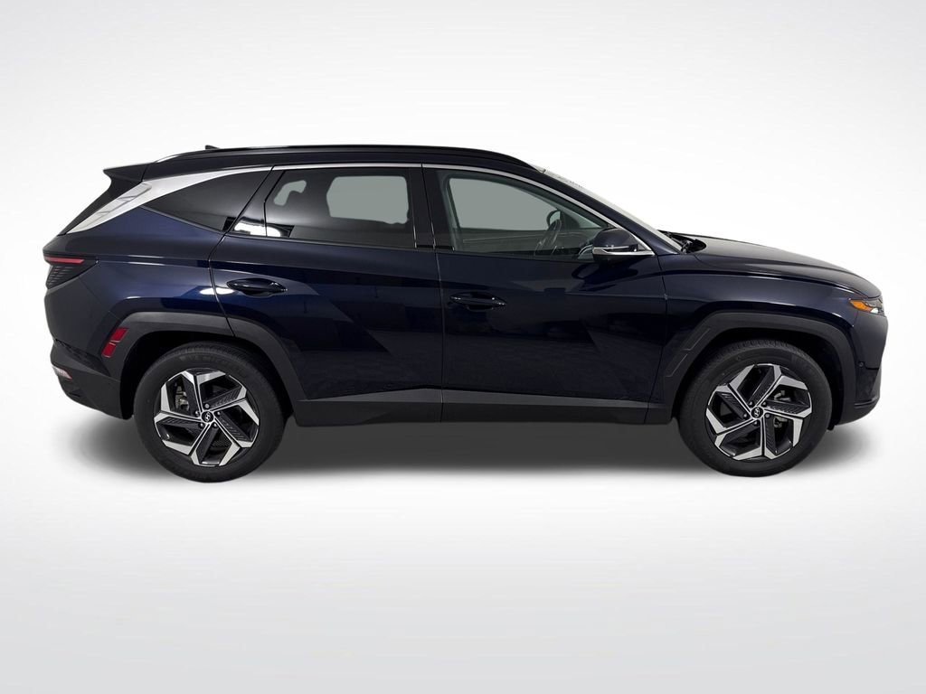 Used 2024 Hyundai Tucson Limited AWD/4WD image 2