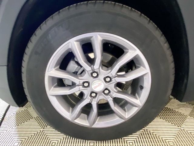 Used 2023 GMC Terrain SLT image 22