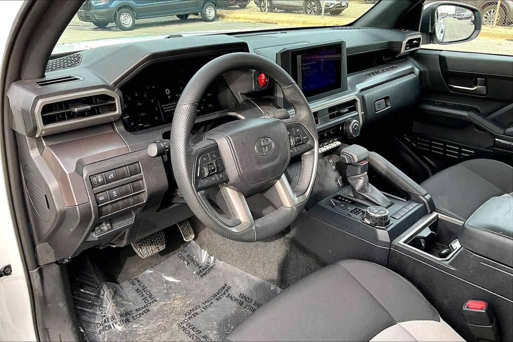 Used 2025 Toyota Tacoma TRD Off-Road image 13
