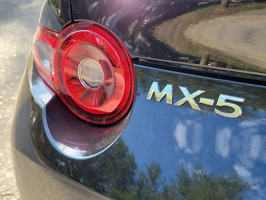New 2026 MAZDA MX-5 Miata RF Grand Touring RWD image 8