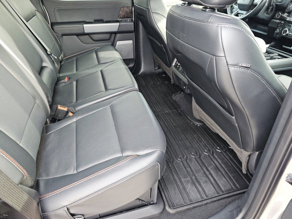 Used 2023 Ford F250 Lariat w/ Lariat Ultimate Package image 5