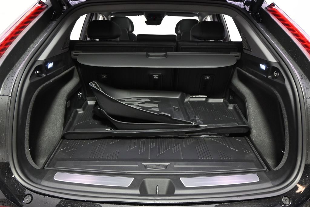 New 2026 Cadillac Optiq Luxury 2 w/ LPO, Floor Liner Package AWD/4WD image 19