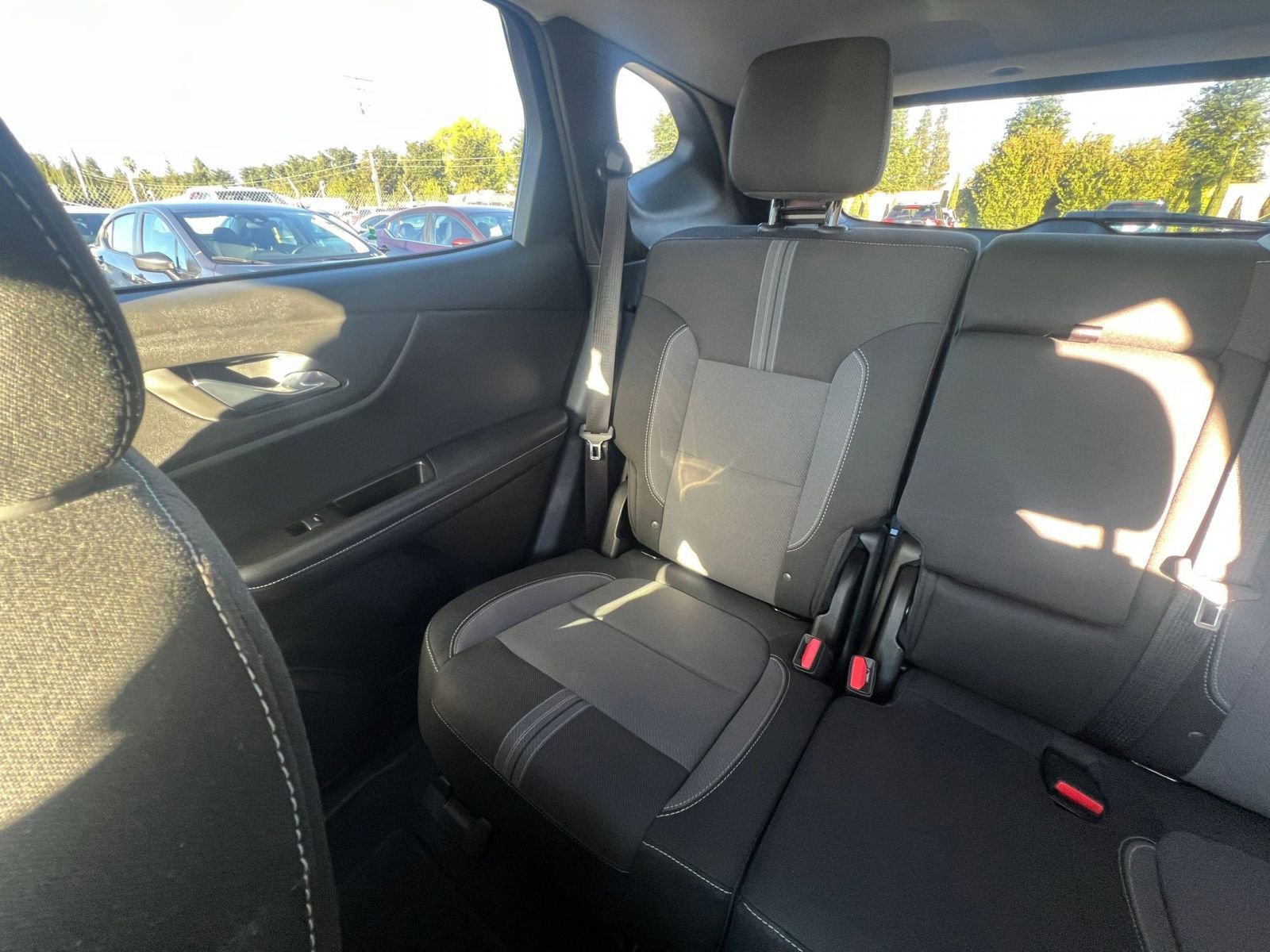 Used 2025 Chevrolet Blazer LT image 40