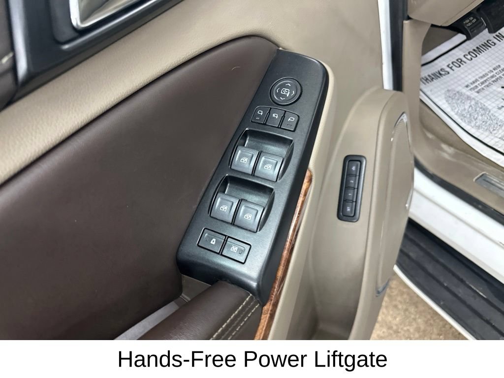 Used 2020 Chevrolet Suburban Premier AWD/4WD image 36