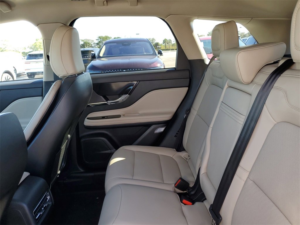 New 2026 Lincoln Corsair Premiere image 10