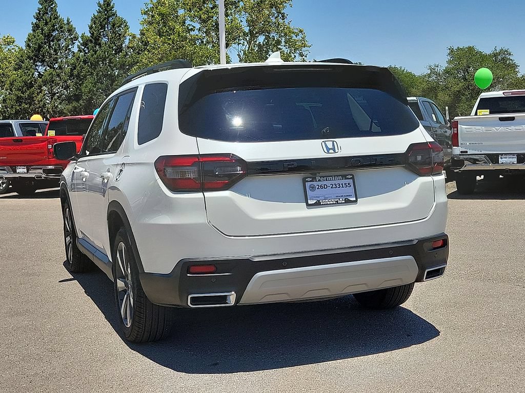 Used 2024 Honda Pilot Touring image 9