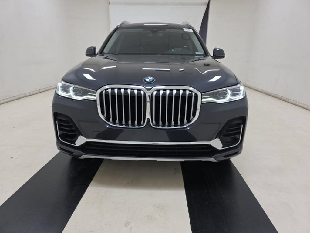 Used 2022 BMW X7 xDrive40i w/ Premium Package AWD/4WD image 2