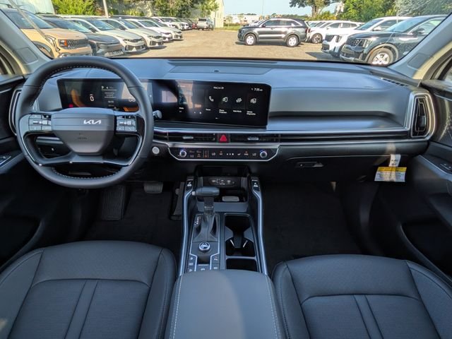 New 2026 Kia Sorento S w/ S Panoramic Sunroof Package FWD image 17