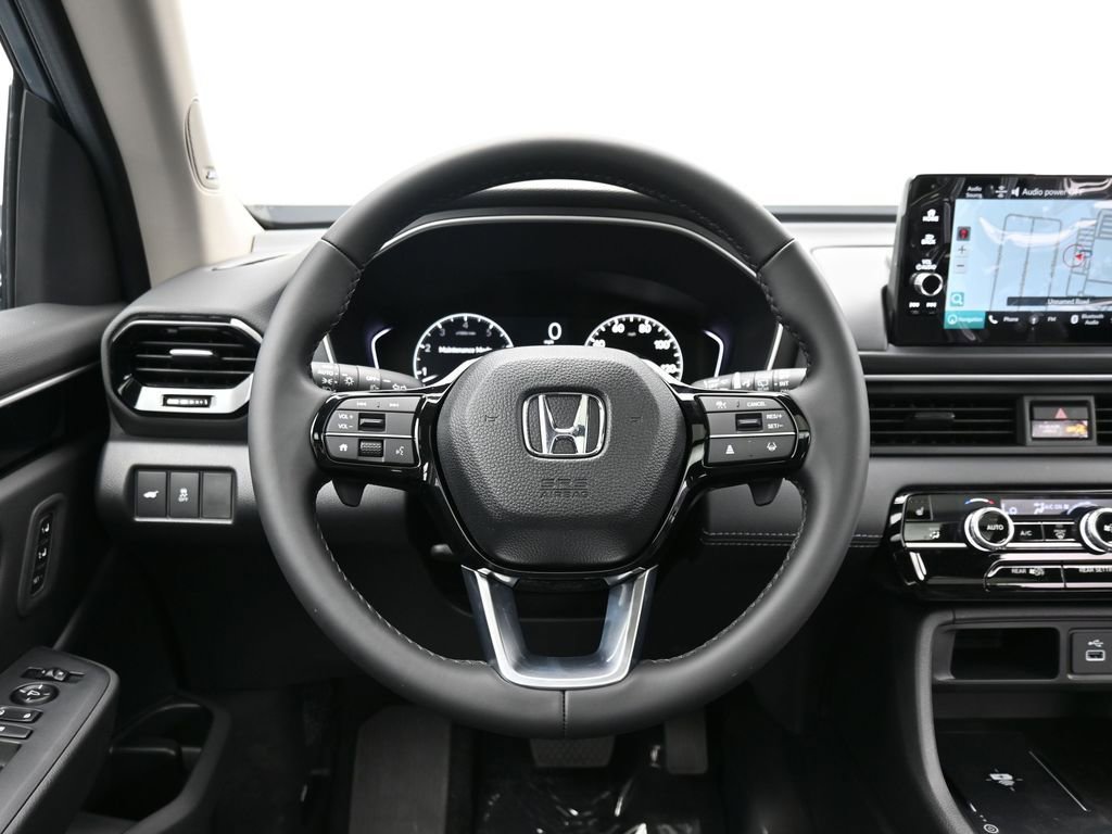 New 2025 Honda Pilot Touring image 45