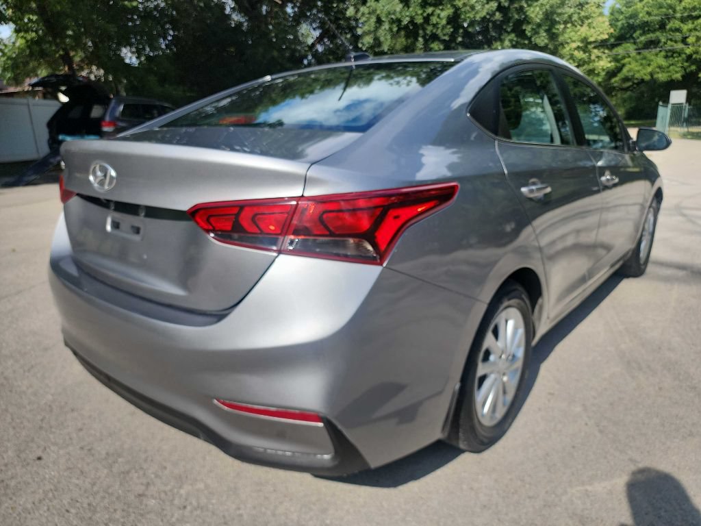 Used 2021 Hyundai Accent SEL FWD image 7