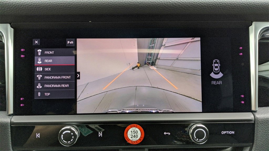 Used 2022 Porsche Macan image 53