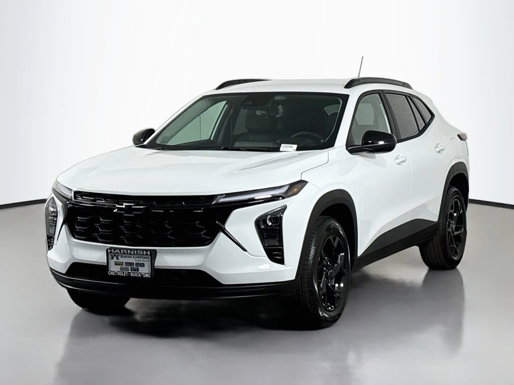 New 2026 Chevrolet Trax LT w/ Driver Confidence Package FWD image 3