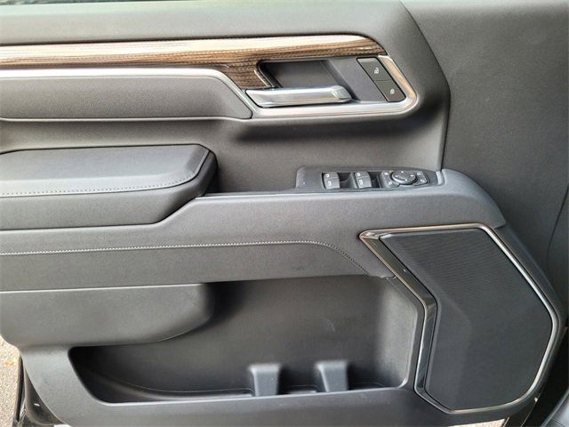 New 2025 Chevrolet Silverado 2500 LT w/ Z71 Chrome Sport Edition image 15