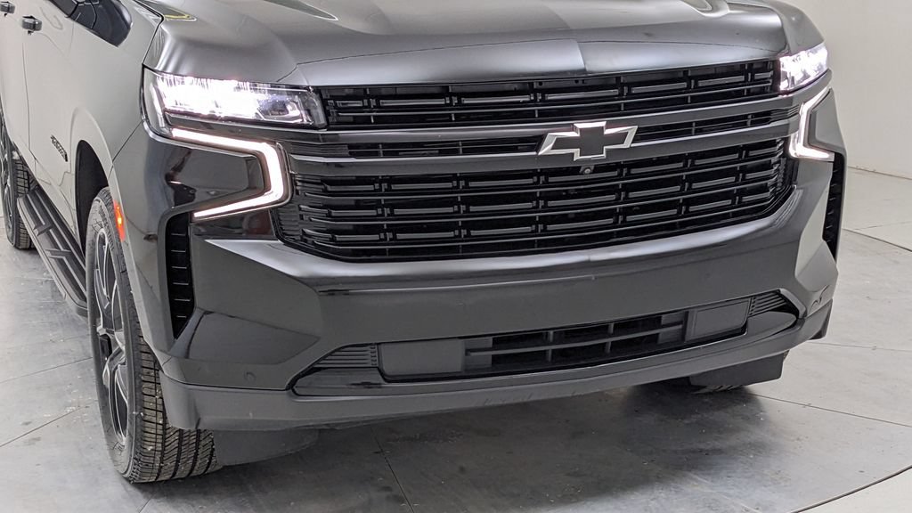 Used 2024 Chevrolet Suburban RST w/ Luxury Package AWD/4WD image 43