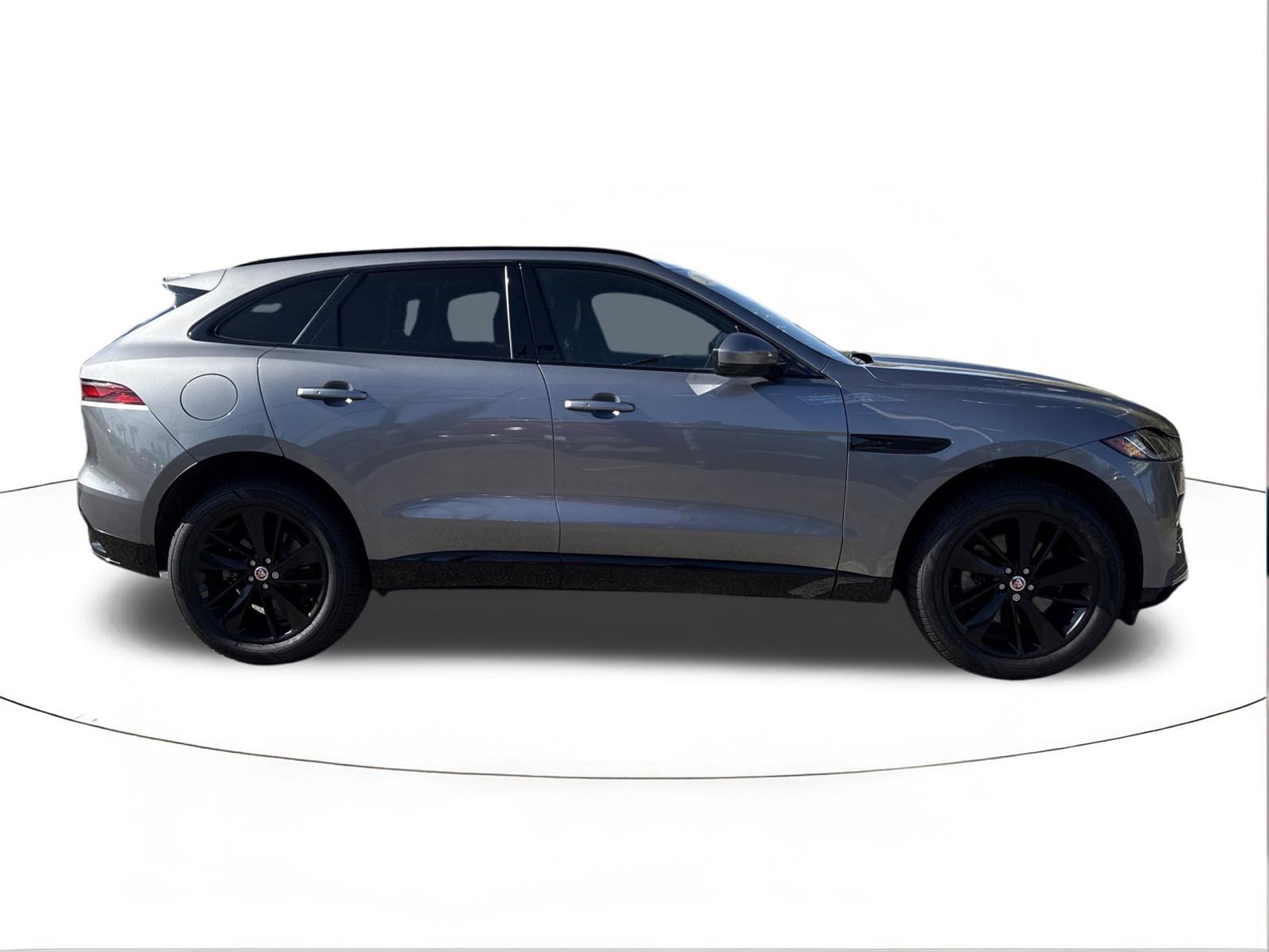 Used 2022 Jaguar F-PACE S image 2