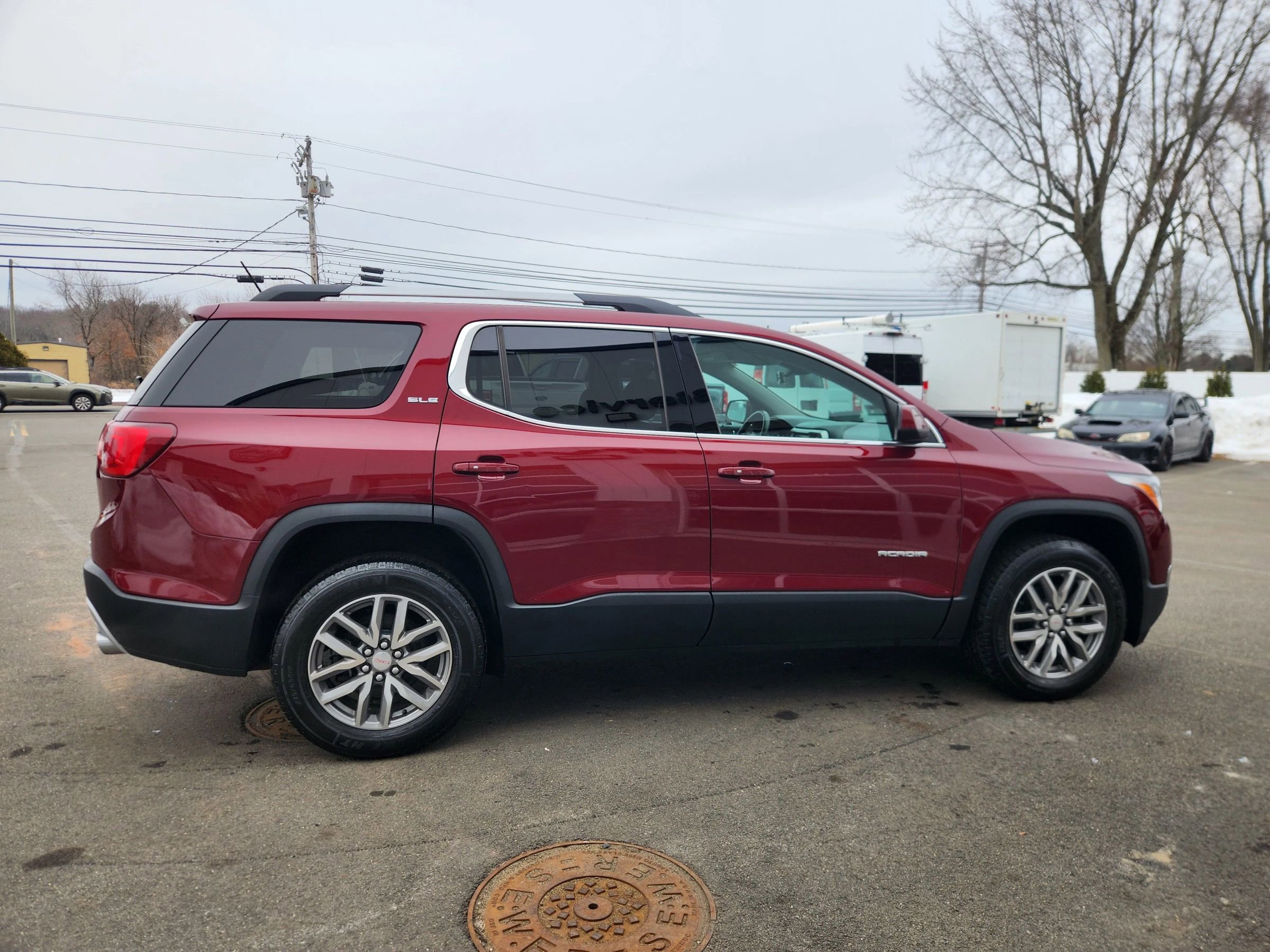 Used 2017 GMC Acadia SLE image 18