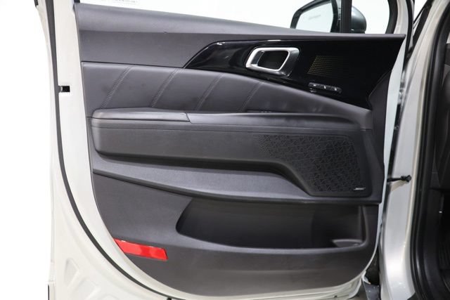 Used 2025 Kia Carnival SX Prestige FWD image 18