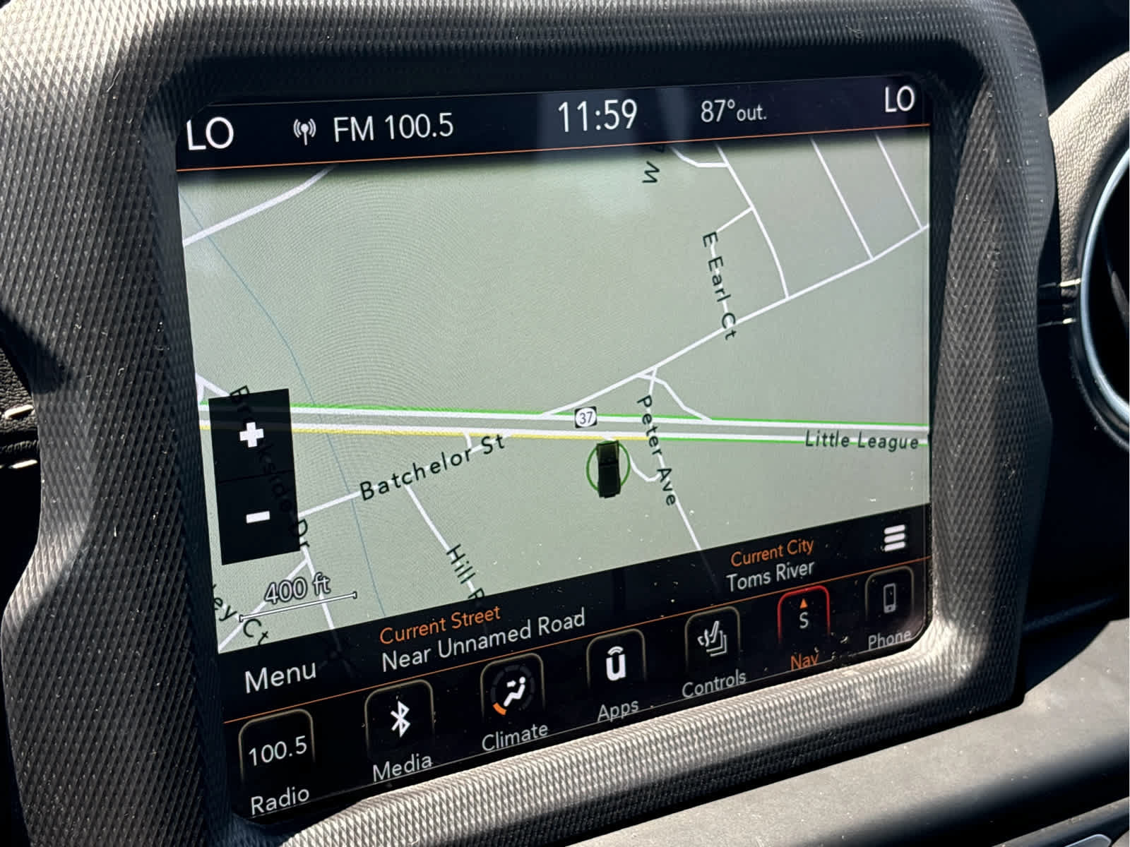 Used 2018 Jeep Wrangler Unlimited Sahara AWD/4WD image 19