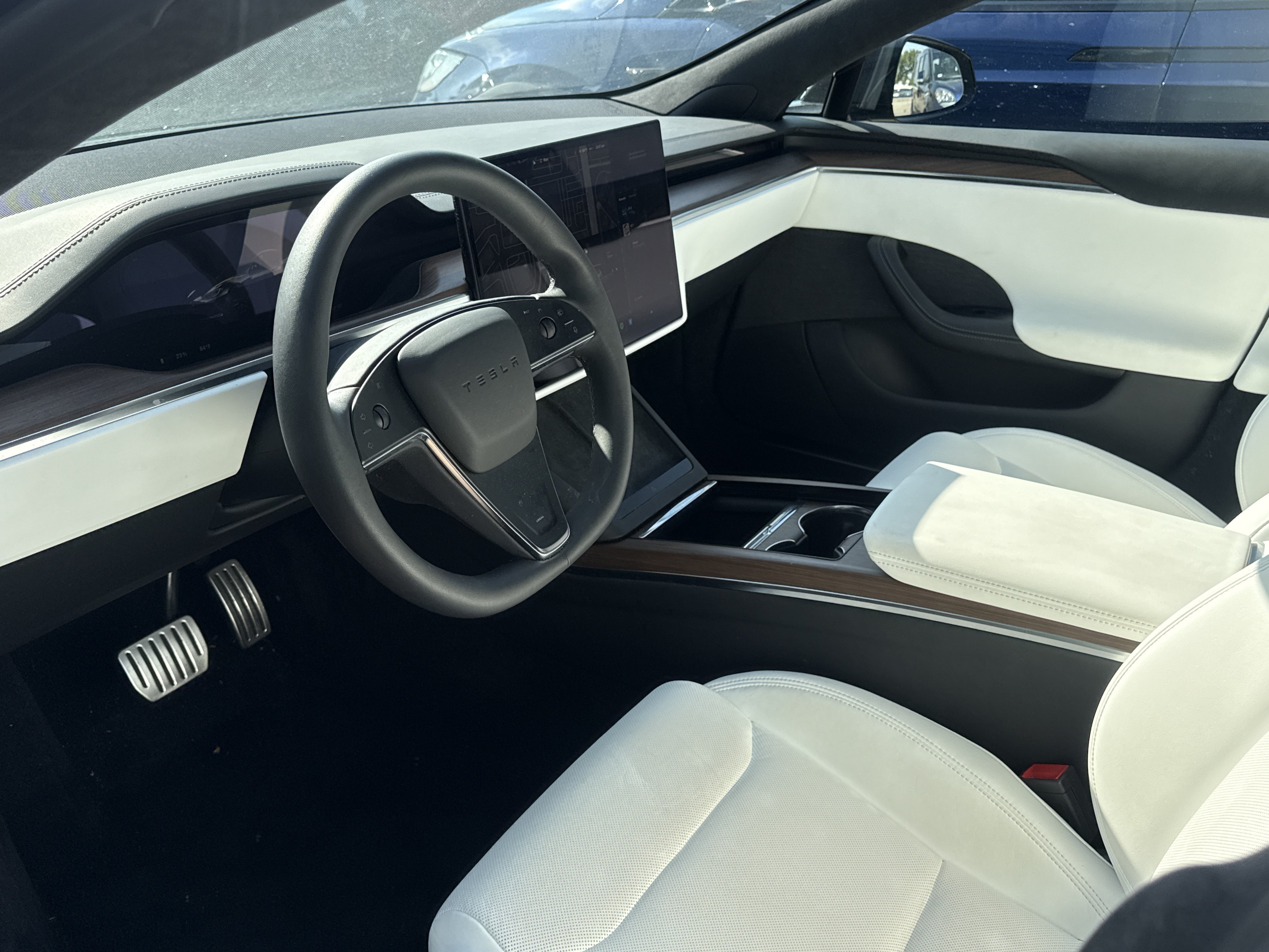 Used 2023 Tesla Model S AWD/4WD image 3