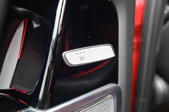 Used 2025 Mercedes-Benz G 63 AMG 4MATIC w/ AMG Night Package Plus image 28
