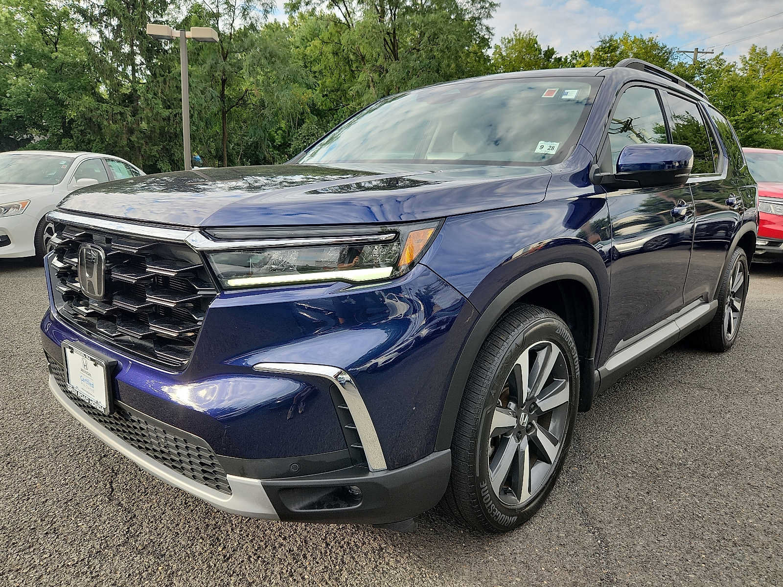 Certified 2023 Honda Pilot Touring image 3
