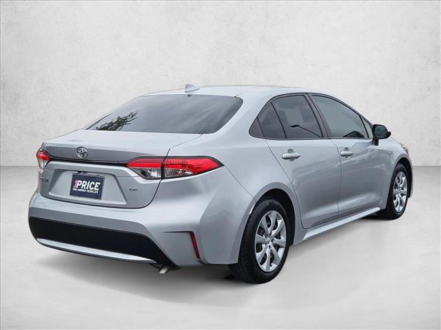 Used 2022 Toyota Corolla LE w/ Carpet Mat Package (TMS) image 5