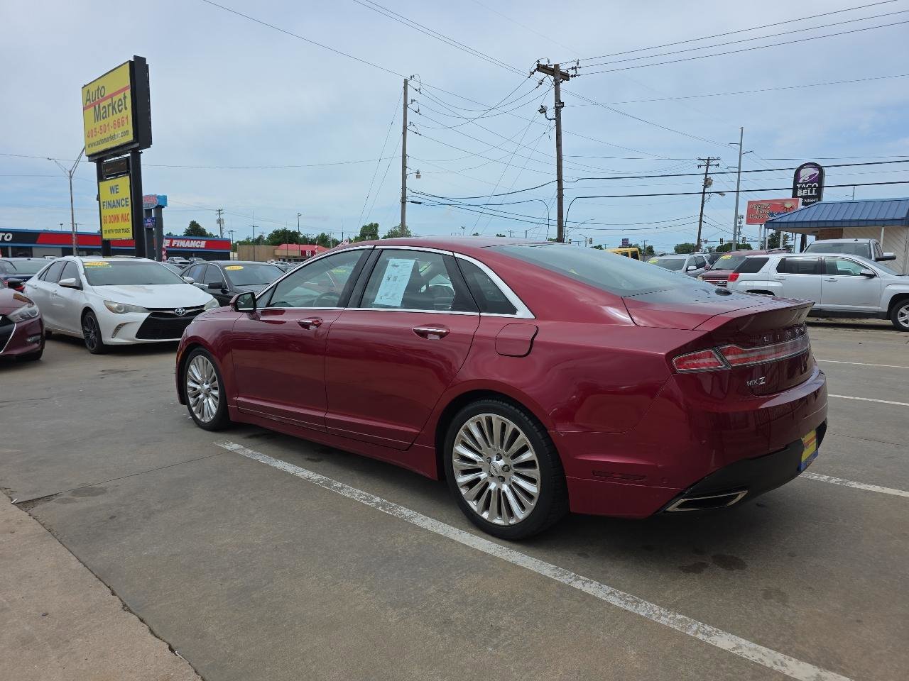 Used 2013 Lincoln MKZ FWD image 7