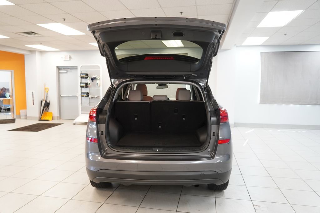 Used 2020 Hyundai Tucson SE w/ Cargo Package FWD image 9