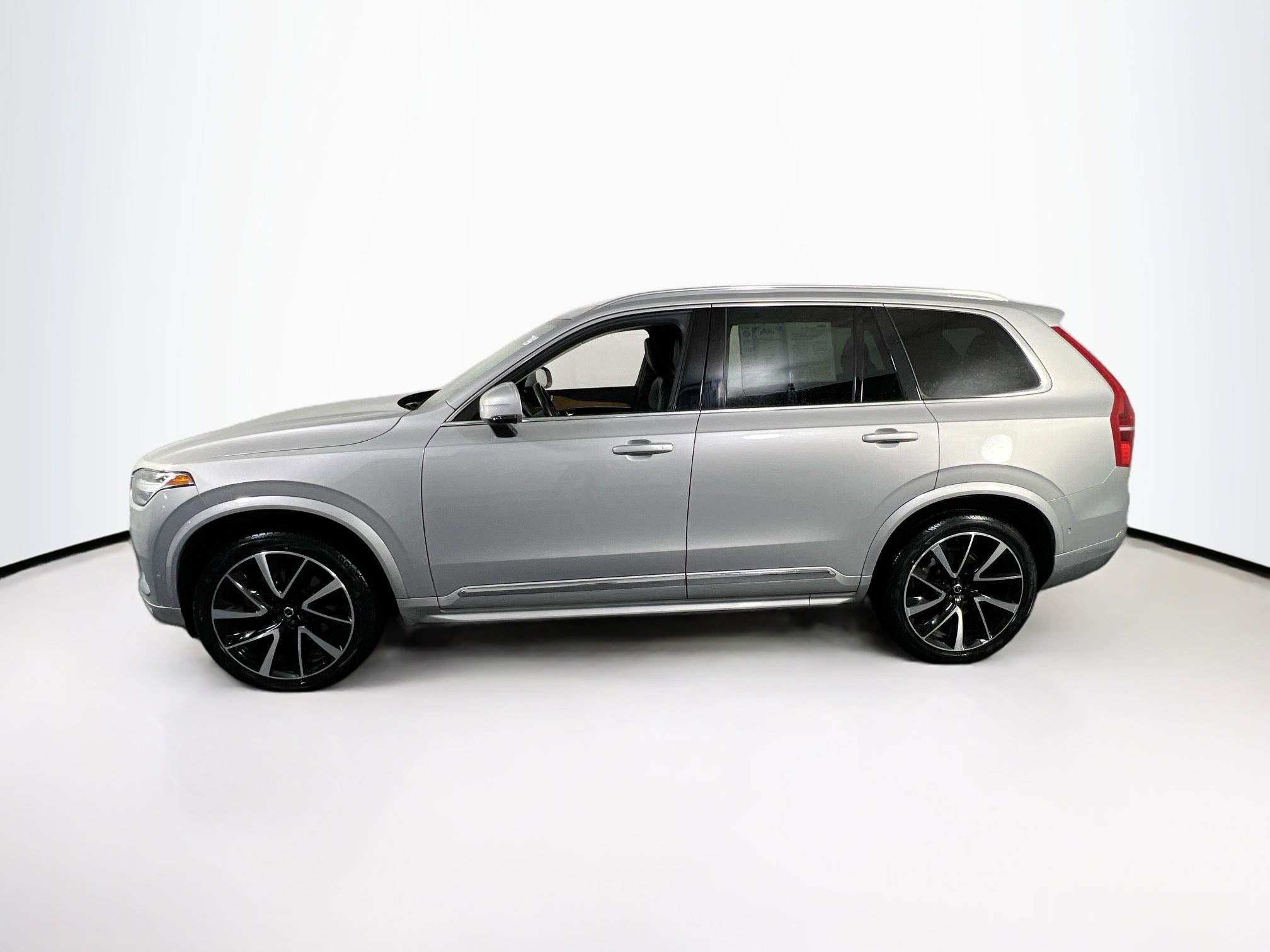 Used 2023 Volvo XC90 B6 Plus w/ Protection Package Premier AWD/4WD image 8