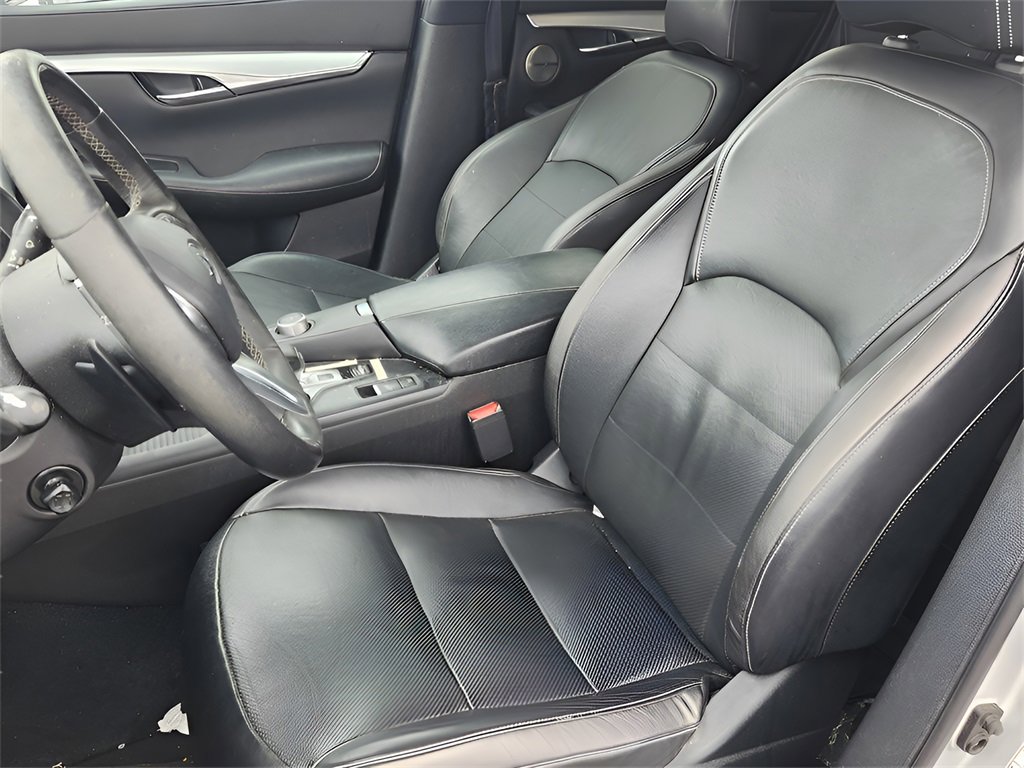 Used 2019 INFINITI QX50 Essential w/ Premium Heat Package image 16