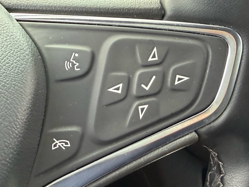 Used 2023 Chevrolet Equinox LT FWD image 29