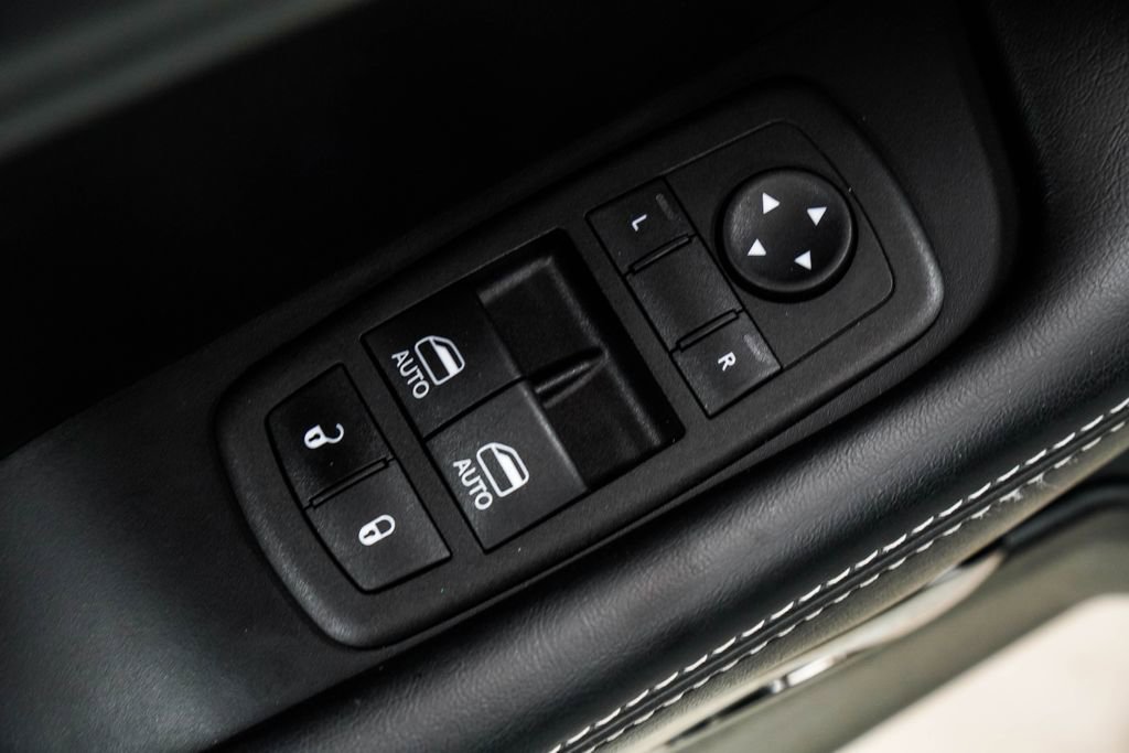 Used 2023 Dodge Challenger SRT Hellcat RWD image 40