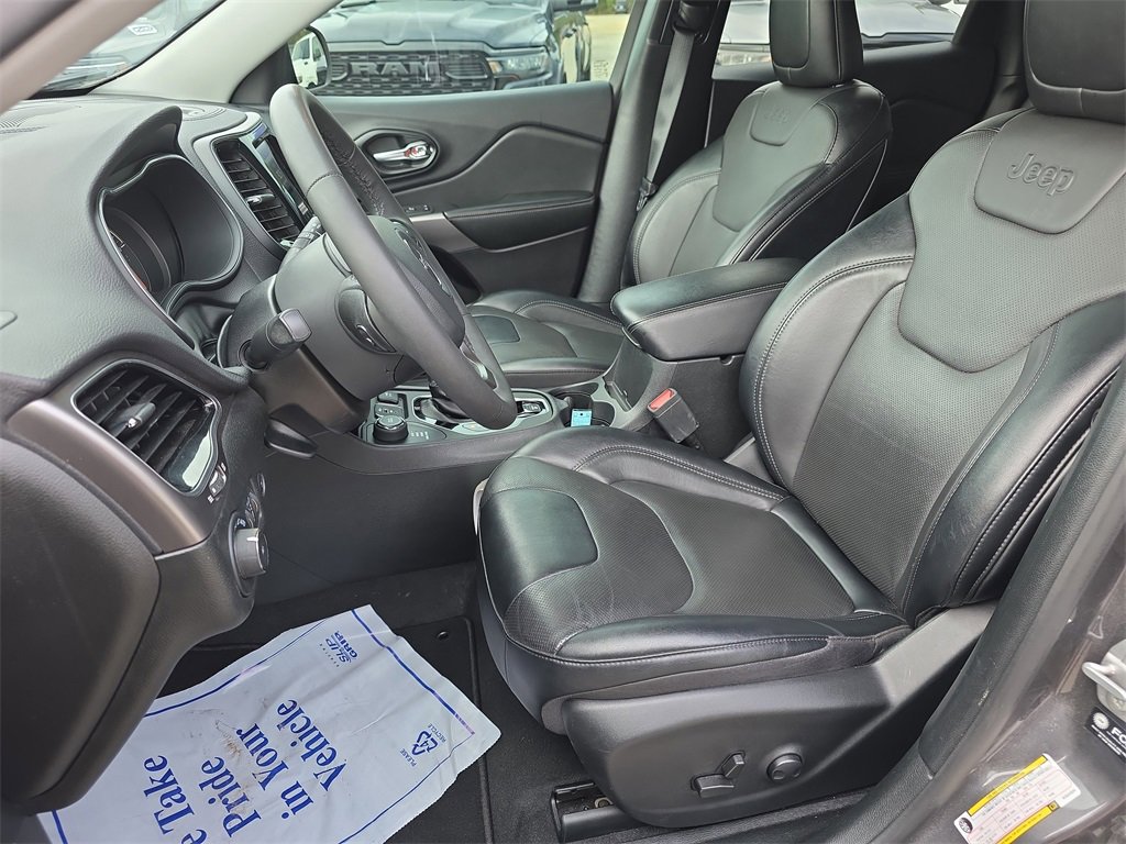 Used 2022 Jeep Cherokee Limited image 12