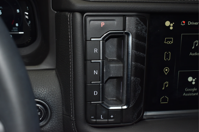 Used 2024 GMC Yukon Denali AWD/4WD image 19
