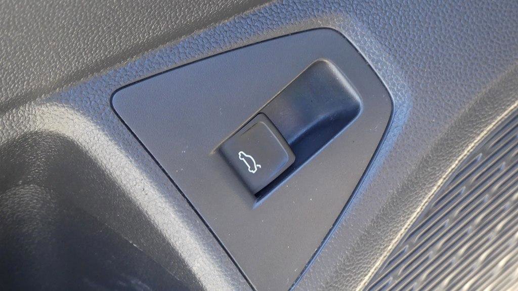 Used 2020 Volkswagen Jetta SEL image 12