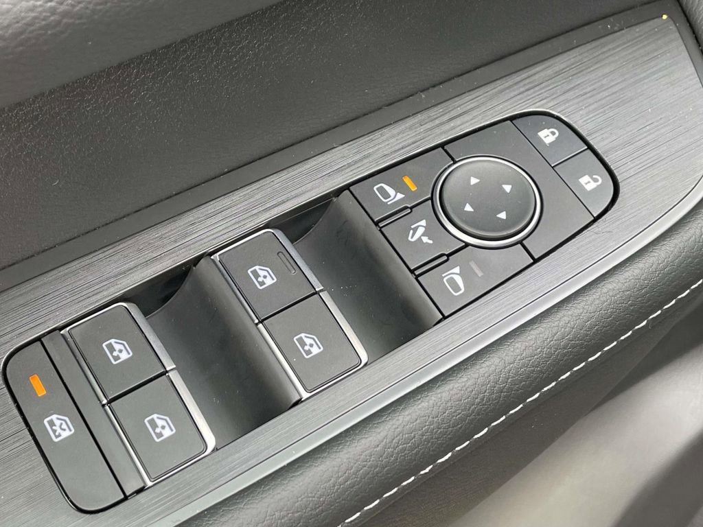 New 2026 Nissan Armada PRO-4X image 18