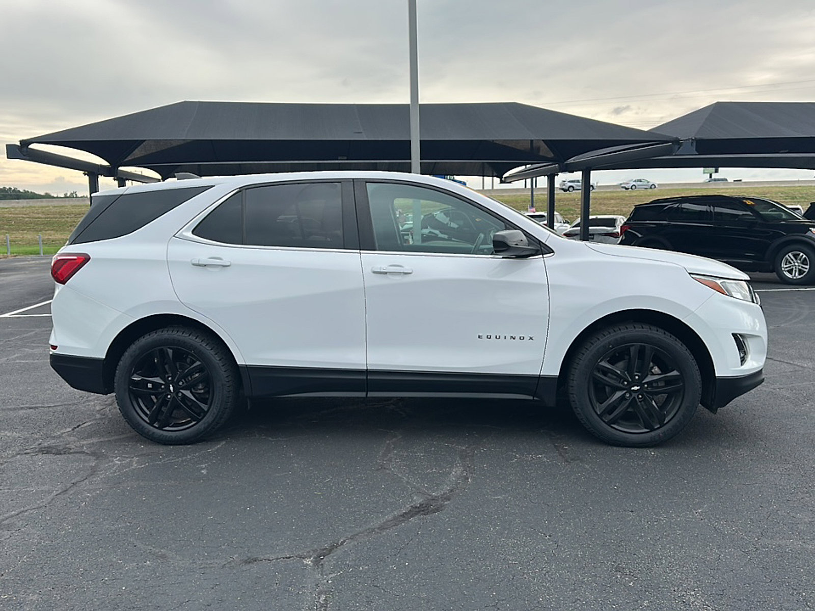 Used 2021 Chevrolet Equinox LT image 9
