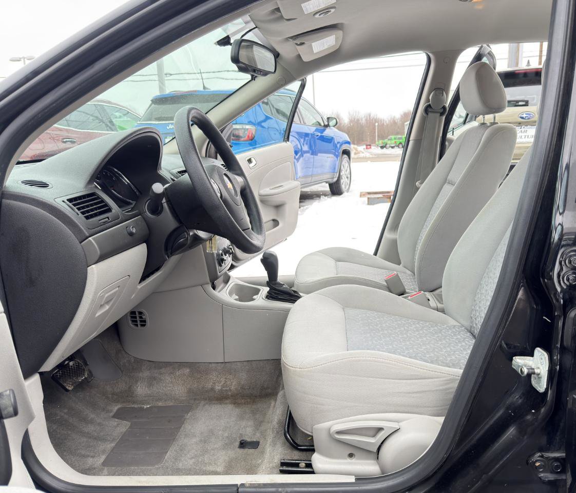 Used 2009 Chevrolet Cobalt LS w/ Protection Package FWD image 21