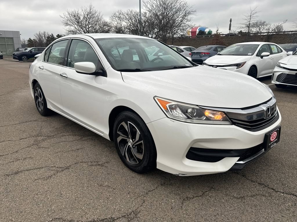 Used 2016 Honda Accord LX image 9