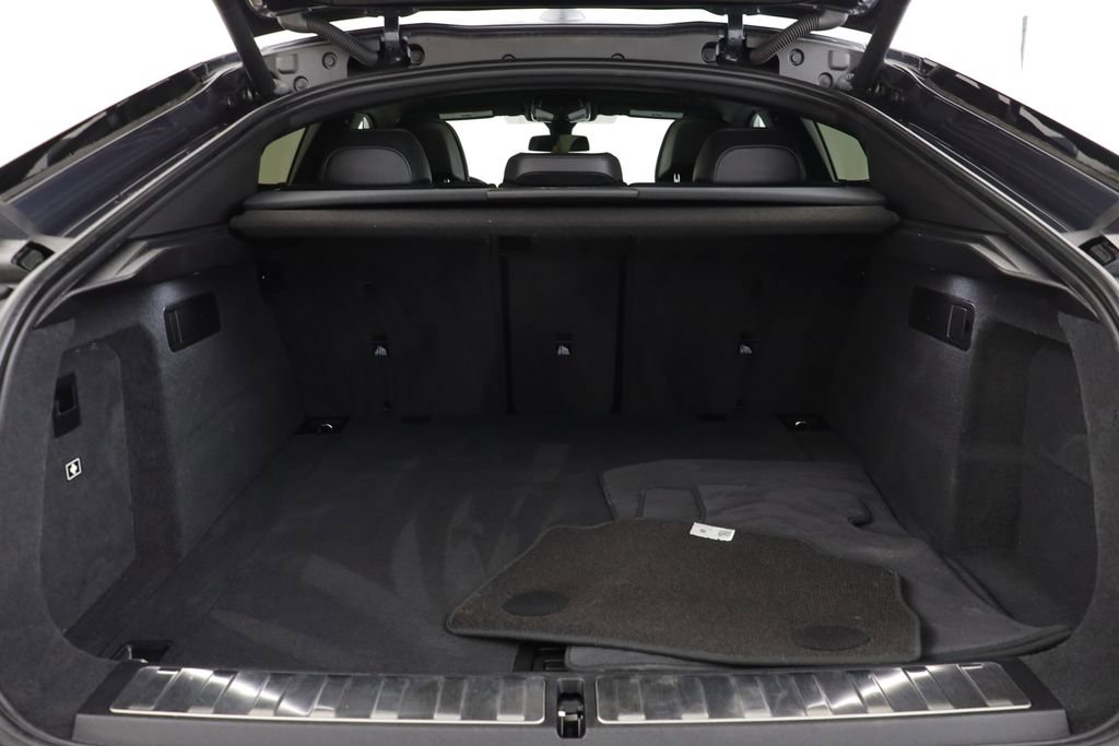 Used 2022 BMW X6 xDrive40i w/ M Sport Package image 19