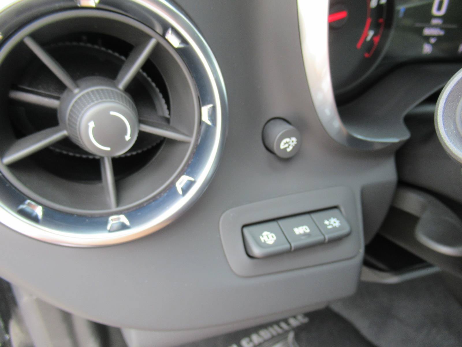 Used 2022 Chevrolet Camaro ZL1 w/ LPO, ZL1 Protection Package RWD image 17