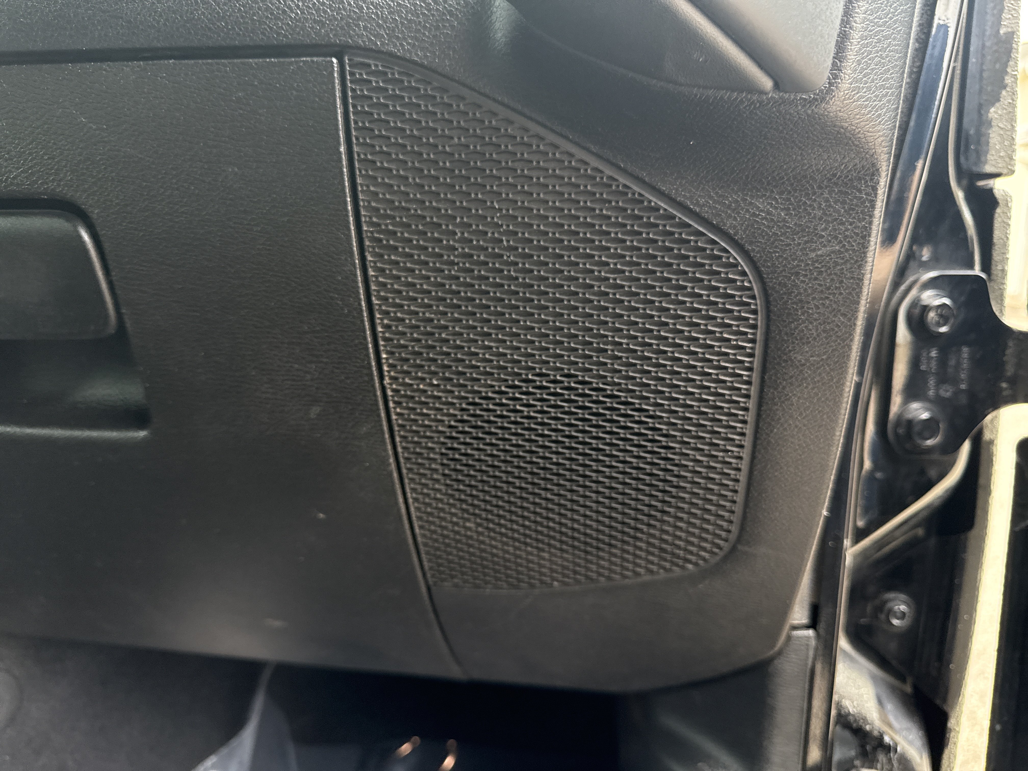 Used 2018 Jeep Wrangler Unlimited Sahara AWD/4WD image 27