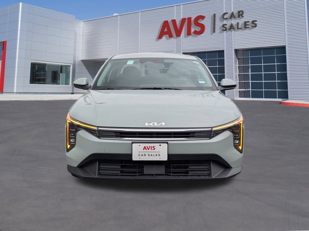 Used 2025 Kia K4 LXS image 10