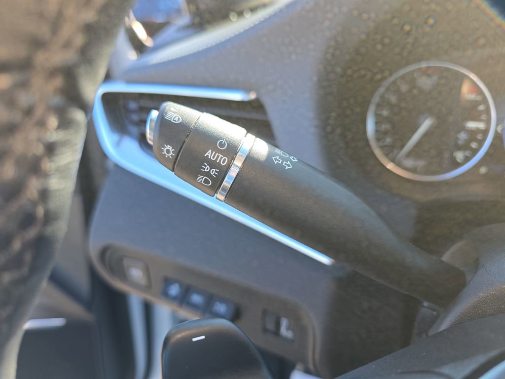 Used 2024 Buick Enclave Premium image 31