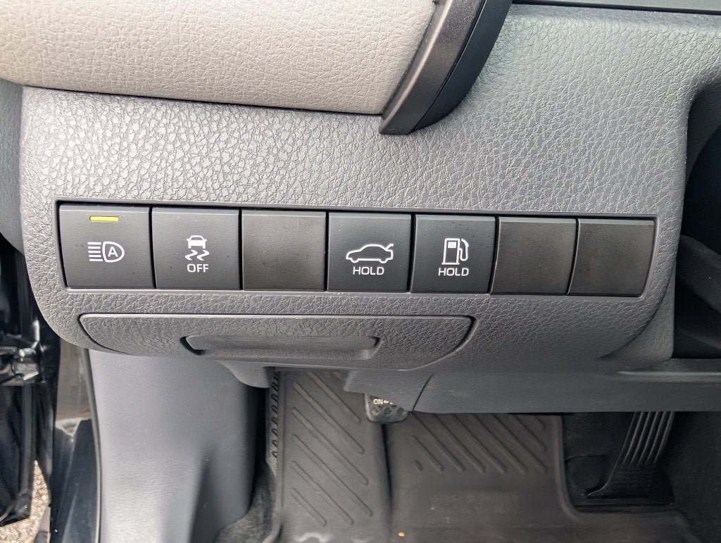 Certified 2022 Toyota Camry LE w/ Convenience Package FWD image 13